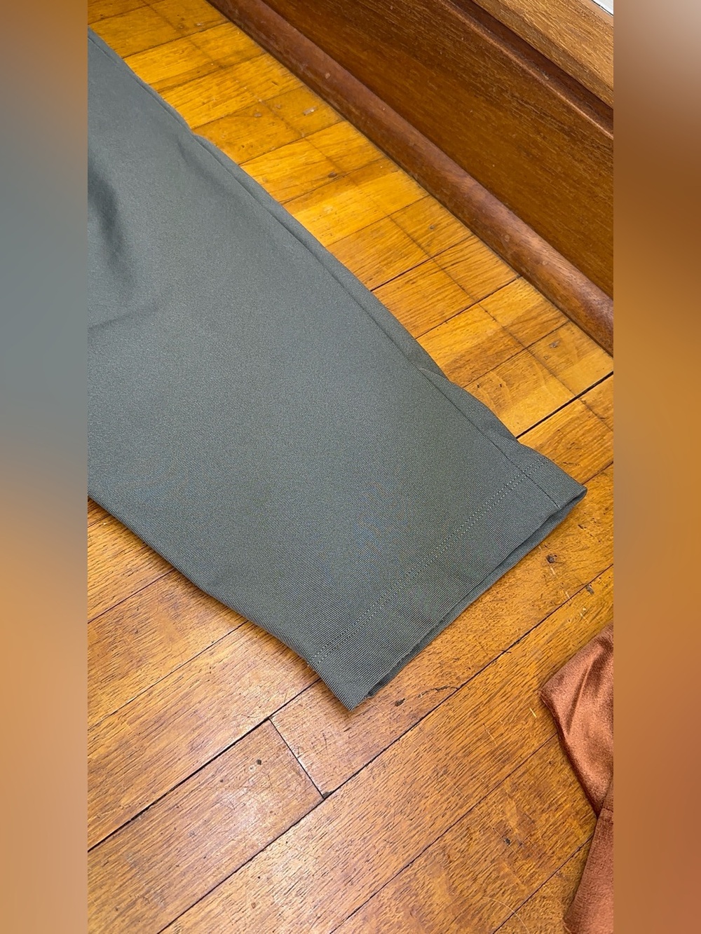 Lululemon Men’s ABC Warpstreme 5 Pocket Pants Olive Green Size 33x30 - Picture 15 of 16